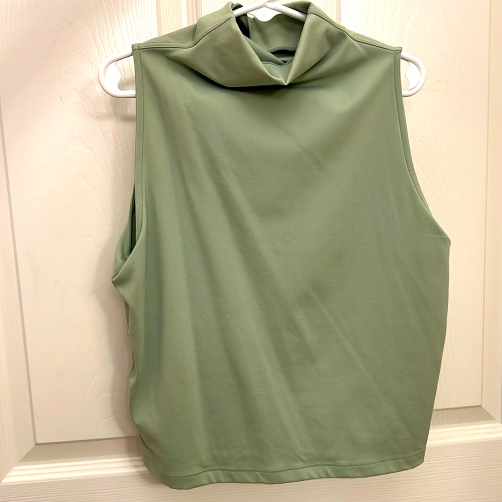 Yogalicious zenly Evelyn crop mock tank